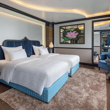 Le Journey Luxury Cruise Hotell Ha Long Exteriör bild
