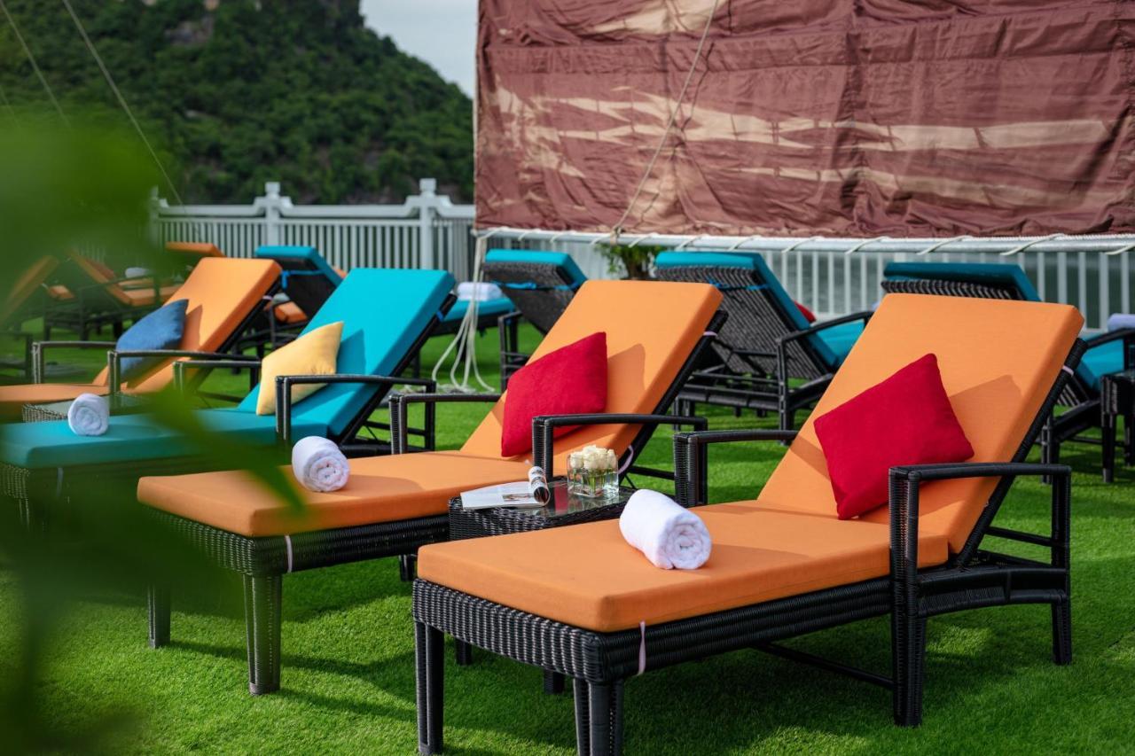 Le Journey Luxury Cruise Hotell Ha Long Exteriör bild
