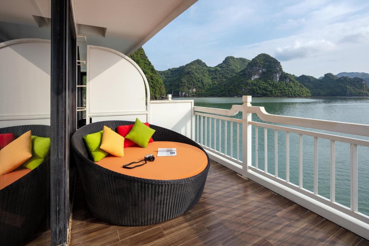 Le Journey Luxury Cruise Hotell Ha Long Exteriör bild